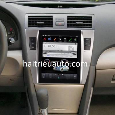 màn hình Tesla theo xe camry 2010