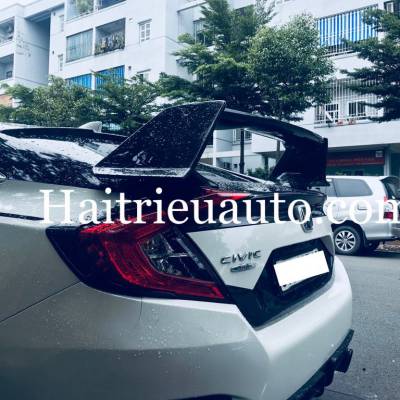 ĐUÔI CÁ CAO THỂ THAO HONDA CIVIC 2017