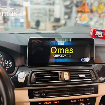 M&agrave;n h&igrave;nh android Omas 360 12in xe BMW 520i