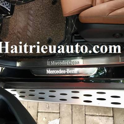 Nẹp bước ch&acirc;n trong Mercedes GLC 250