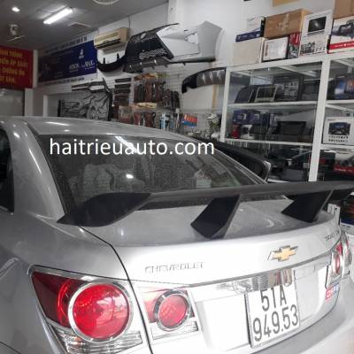 đu&ocirc;i gi&oacute; thể thao xe Cruze