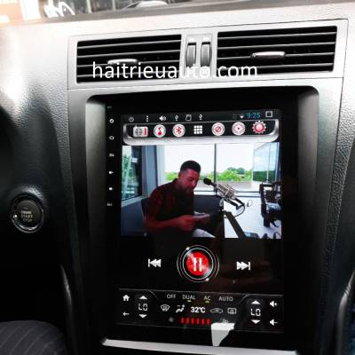Màn hình tesla theo xe Lexus GS350