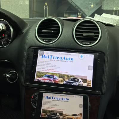 M&agrave;n h&igrave;nh android theo xe Mercedes GL 450
