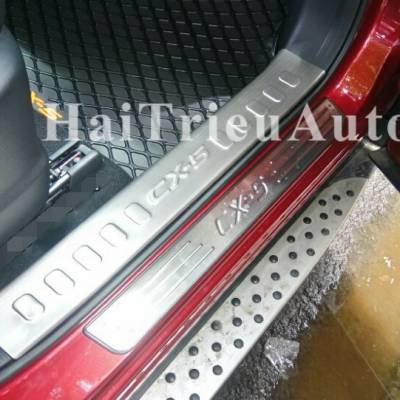 Nẹp bước chân chống trầy xe MAZDA CX5