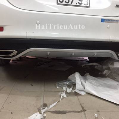 Líp ốp chia đôi po cho xe mazda 3