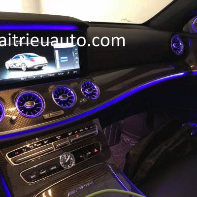 Cửa gi&oacute; điều h&ograve;a đ&egrave;n led theo xe Mercedes E