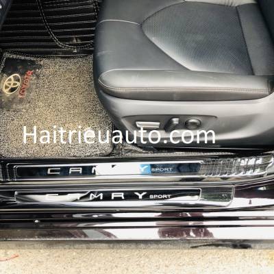 nẹp bước chân xe toyota camry 2020