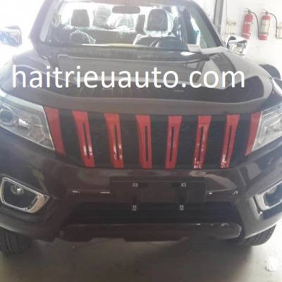 mặt ca lăng xe navara 2018
