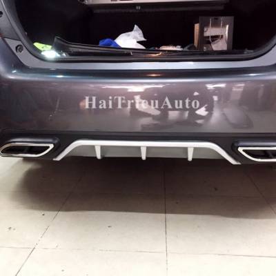 Ốp chia đôi pô honda civic 2017