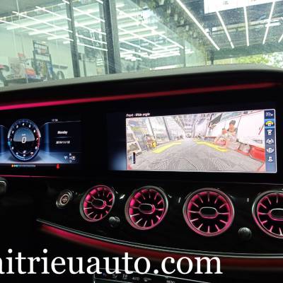 Camera 360 theo xe Mercedes E300