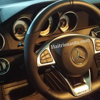 N&acirc;ng cấp v&ocirc; lăng AMG cho Mercedes C200 2013