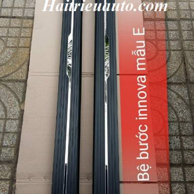 Bệ bước Innova 2017 m&acirc;u E