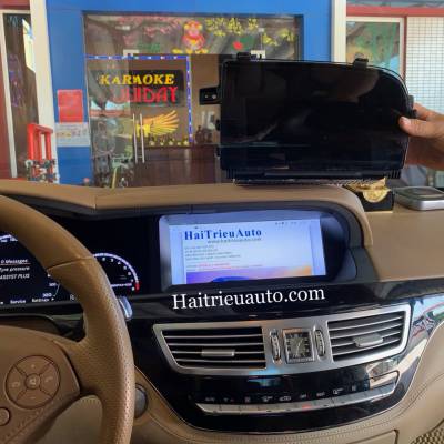 M&agrave;n h&igrave;nh android theo xe Mercedes S63