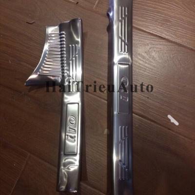 Ốp bậc trong cho xe Hyundai I10