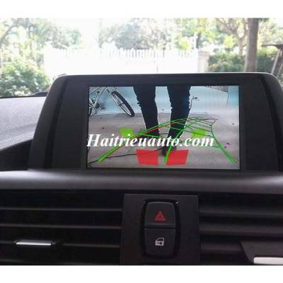 Lắp camera lùi cho xe BMW 116I