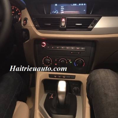 Màn hình DVD theo xe BMW X1