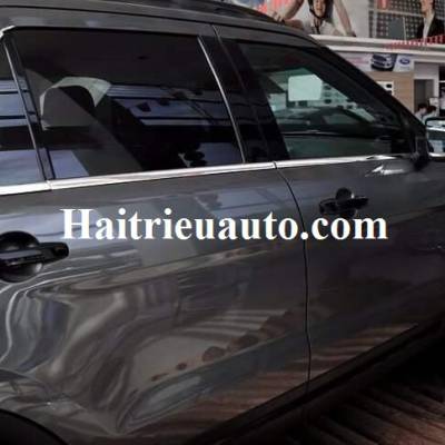 NẸP CHÂN KINH CHO XE Explorer 2017