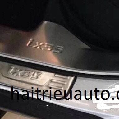 nẹp bước chân trong xe hyundai tucson 2010