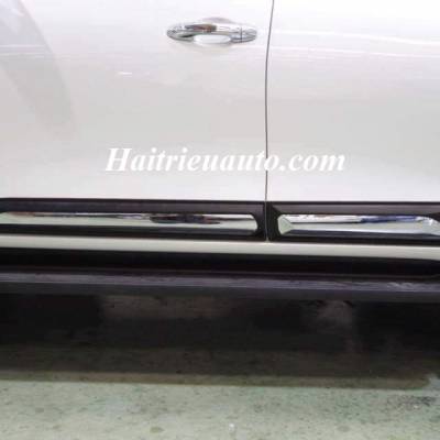 Nẹp h&ocirc;ng Fortuner 2017