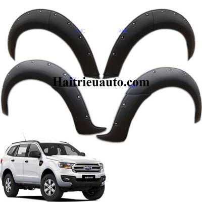 ỐP CUA BÁNH XE FORD EVEREST