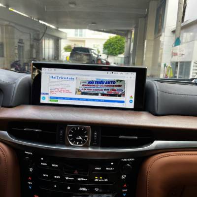 M&agrave;n h&igrave;nh android Lexus LX570 2018