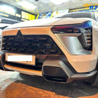 Ốp body líp Mitsubishi Xforce