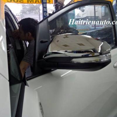 Ốp gương Innova 2017