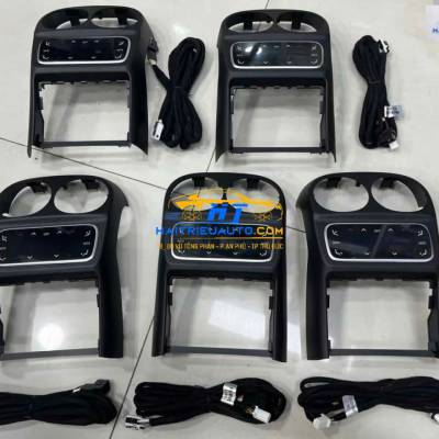 Nút điều hoà sau xe Mercedes C 2024