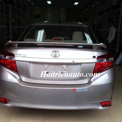Đuôi cá cao Toyota Vios