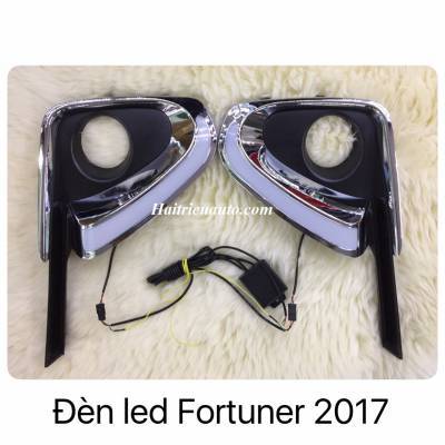 Đèn led gầm Fortuner 2017