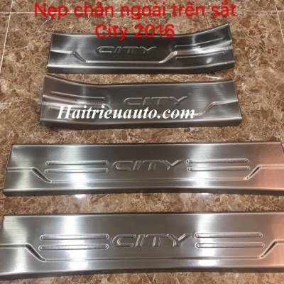 Nẹp bước chân trong Honda City