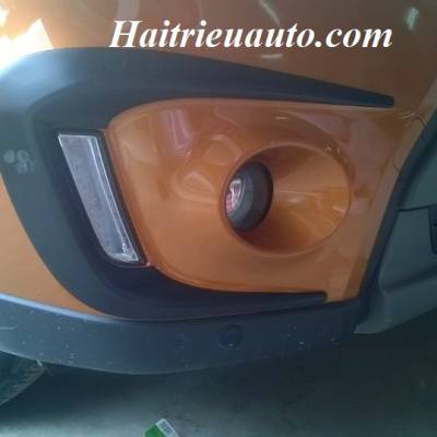 Trang tr&iacute; đ&egrave;n sương m&ugrave; Suzuki Ertiga