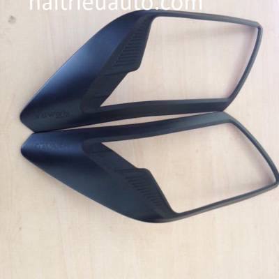 viền đèn trước mầu đen cho xe navara
