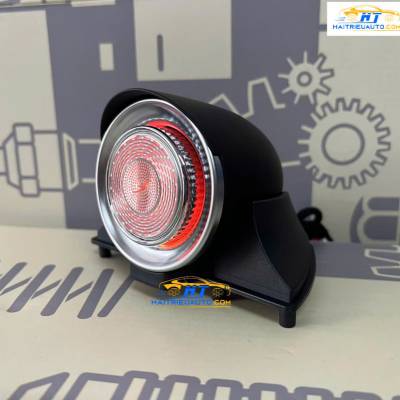 Loa trung t&acirc;m xe Mercedes