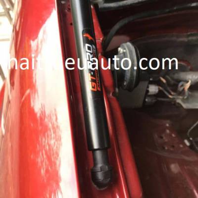 ty mở cốp xe fortuner 2014